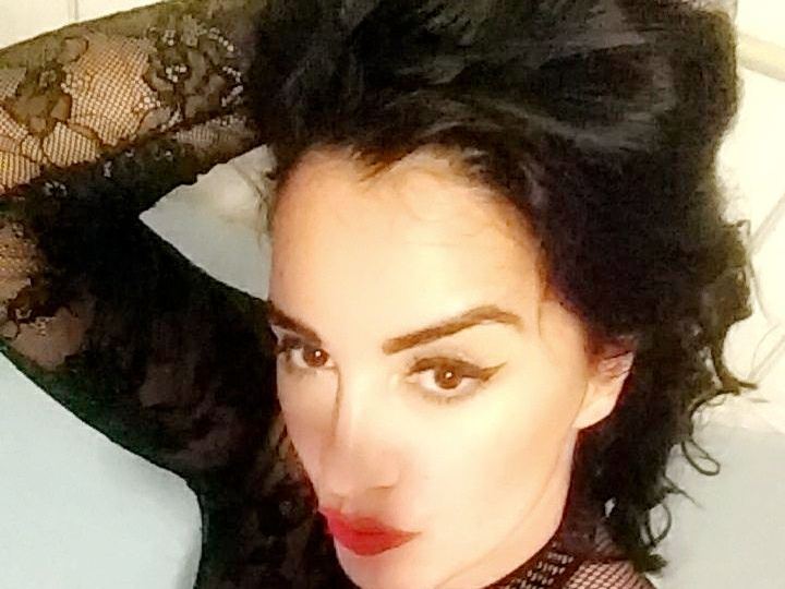 Image de profil du modèle de webcam 18LaylaRose