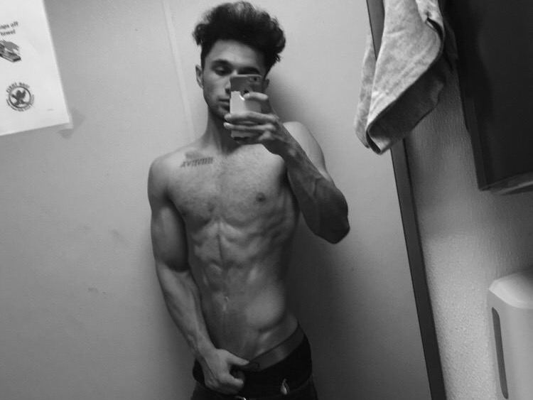 Fillyourface cam model profile picture 