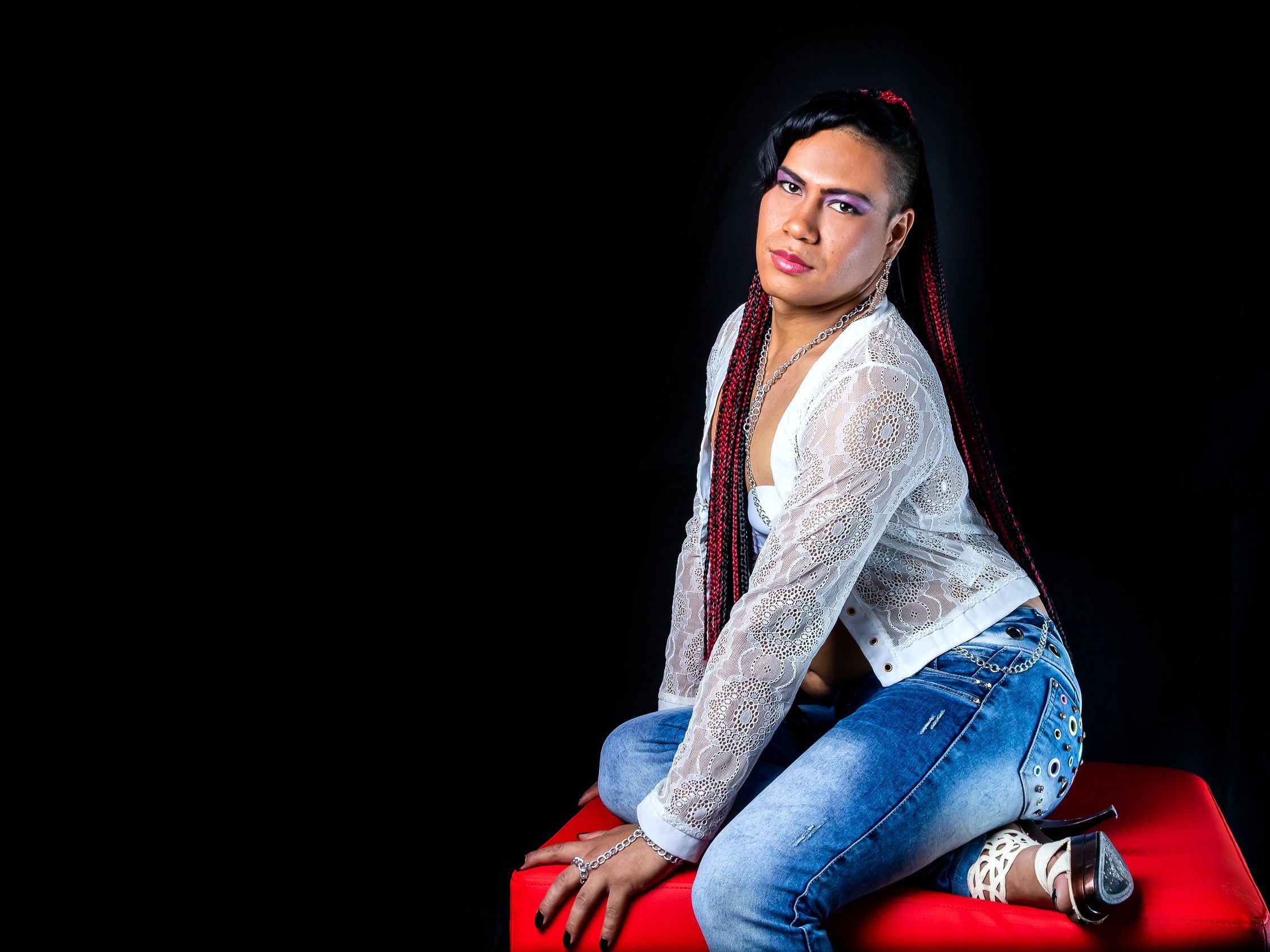 Karen_maccalvin Profilbild des Cam-Modells 