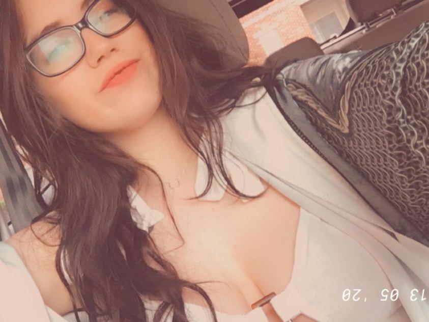 nuggetbabyyy immagine del profilo del modello di cam