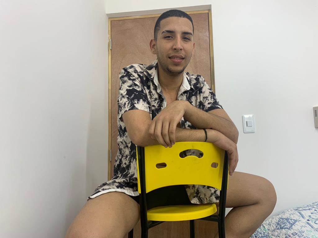 Zax_Silver Profilbild des Cam-Modells 