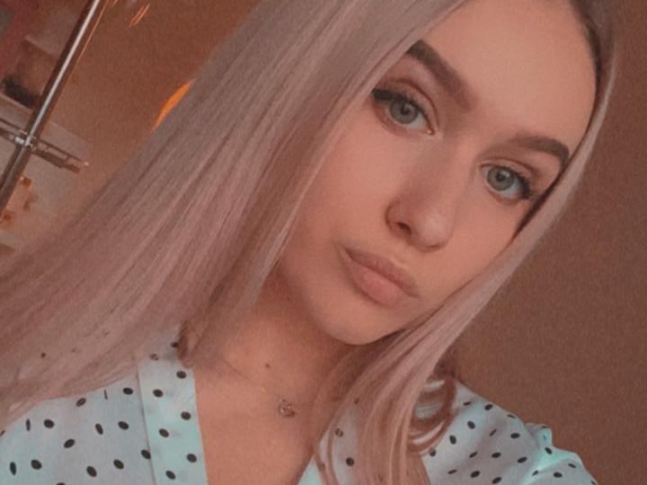 Image de profil du modèle de webcam DanielaDeLeeuw