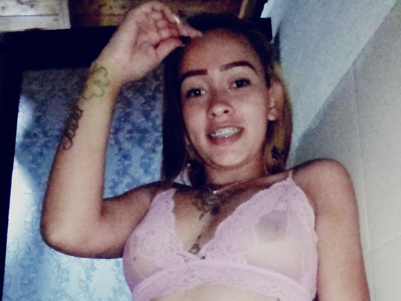 Foto de perfil de modelo de webcam de iris_watson 