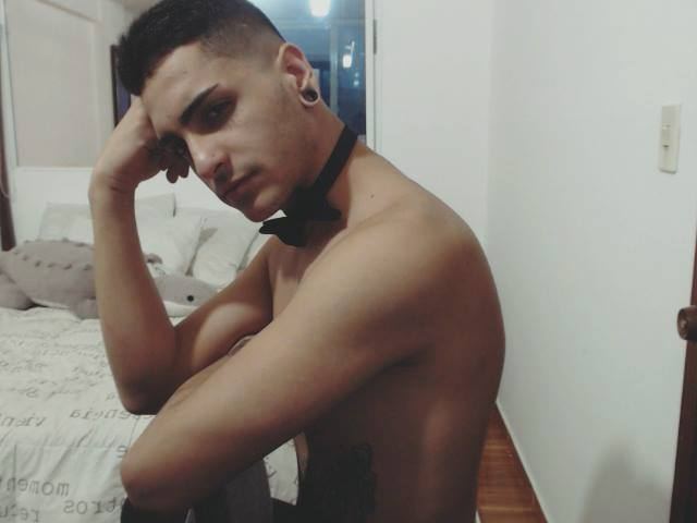 Miller_Serrat profielfoto van cam model 