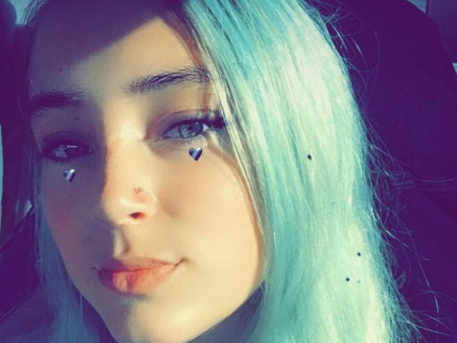 Image de profil du modèle de webcam BluePeachesXO
