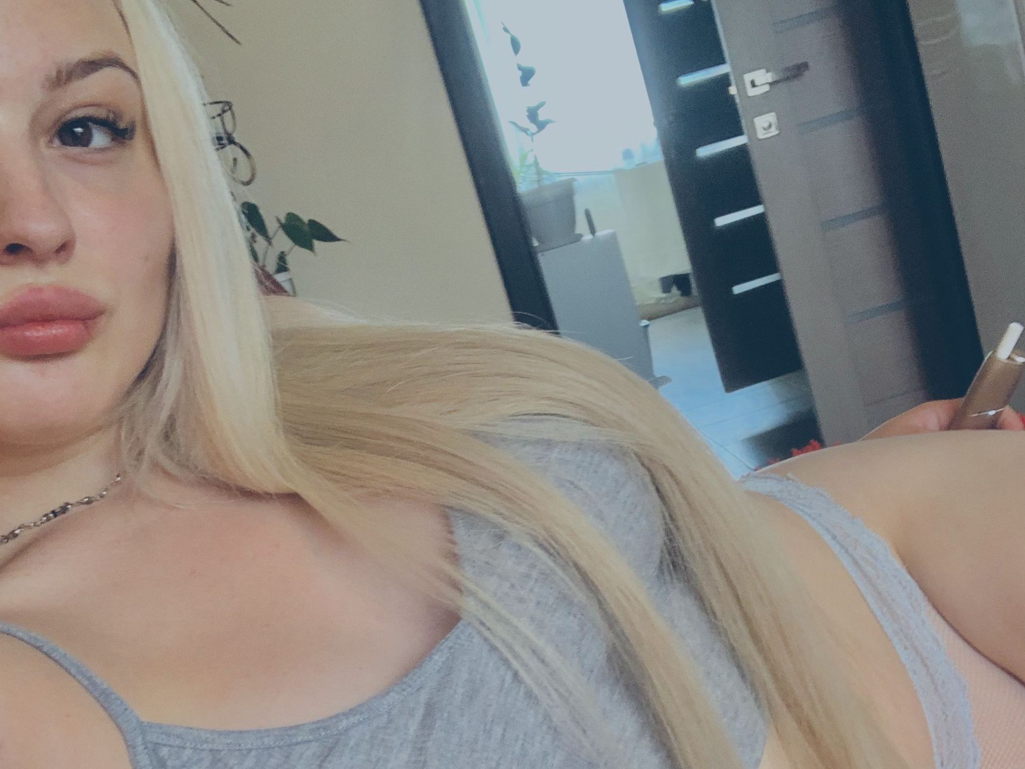 lina_lux Profilbild des Cam-Modells 