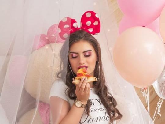 LucyMuller immagine del profilo del modello di cam