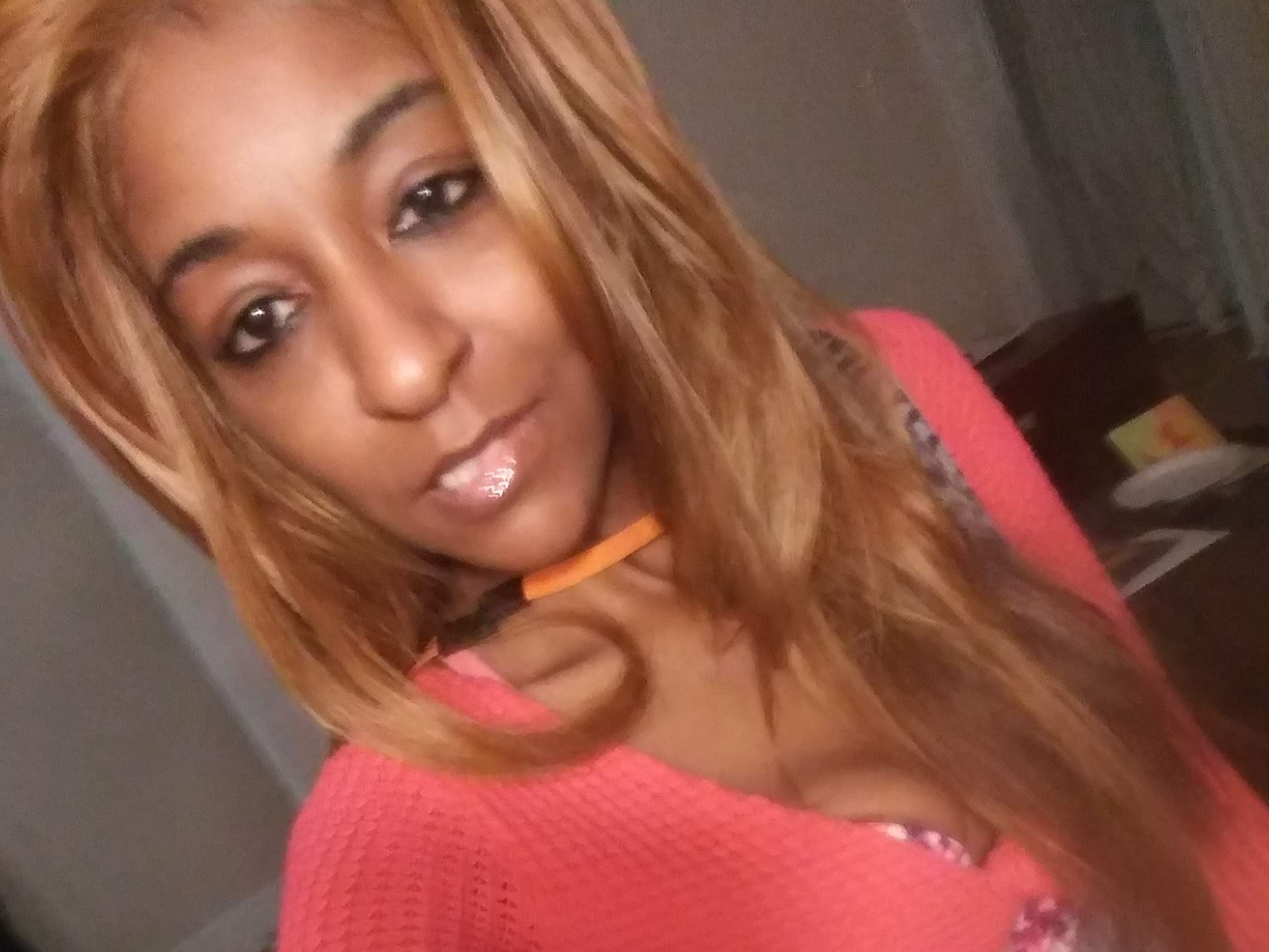 Image de profil du modèle de webcam MisSexyV