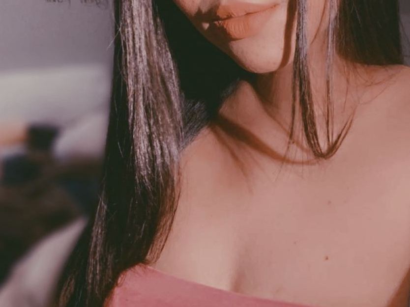 Pamela_96 profilbild på webbkameramodell 