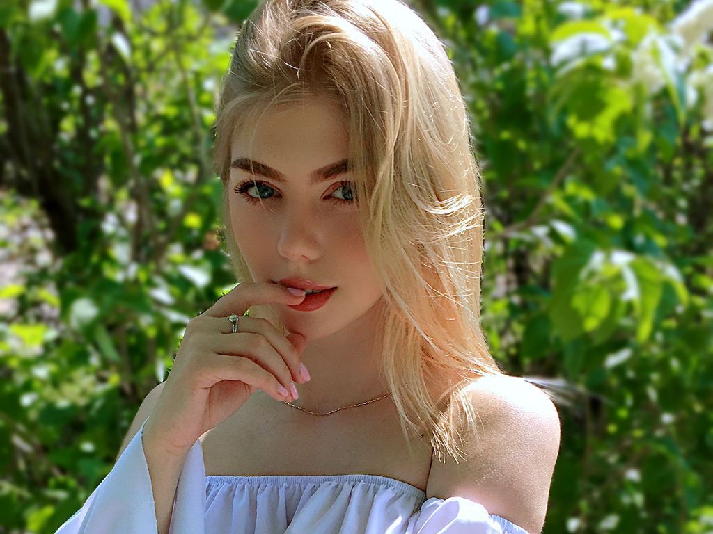 Olasiya immagine del profilo del modello di cam