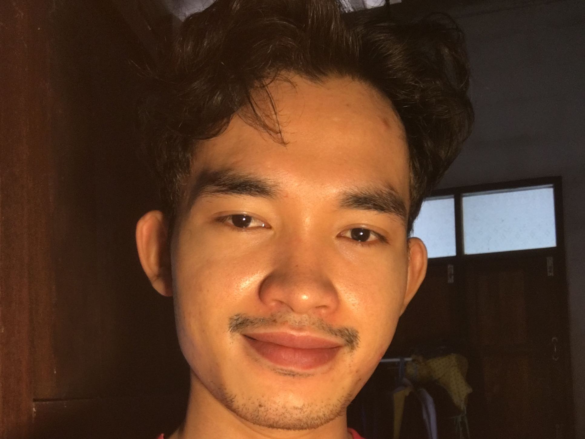 Numnoui profilbild på webbkameramodell 