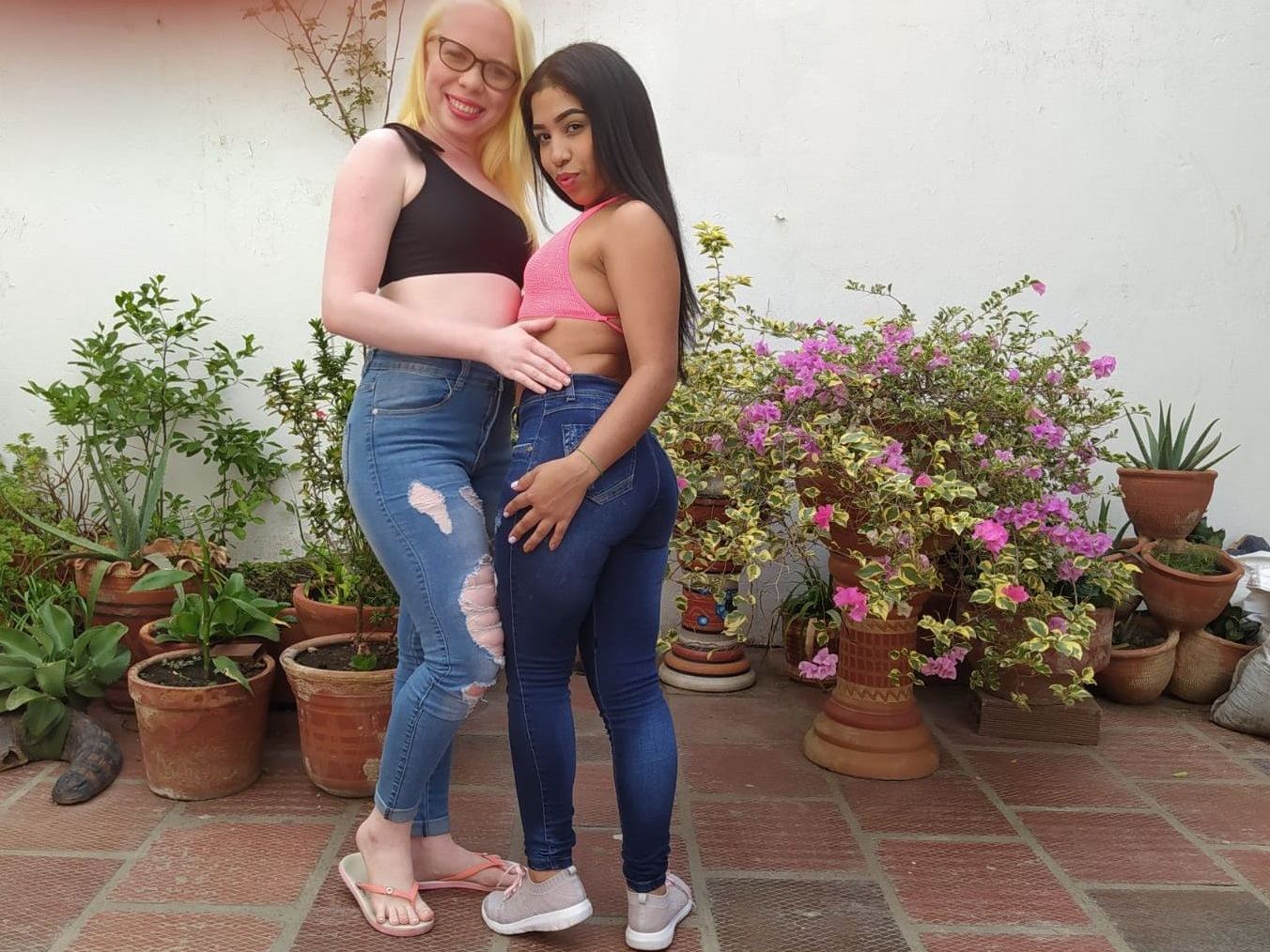 Image de profil du modèle de webcam 2girlsangels
