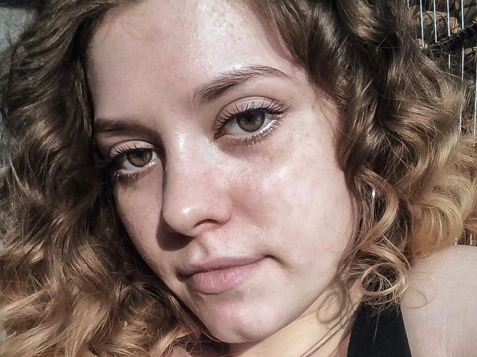 Imagen de perfil de modelo de cámara web de rihanna_alisha