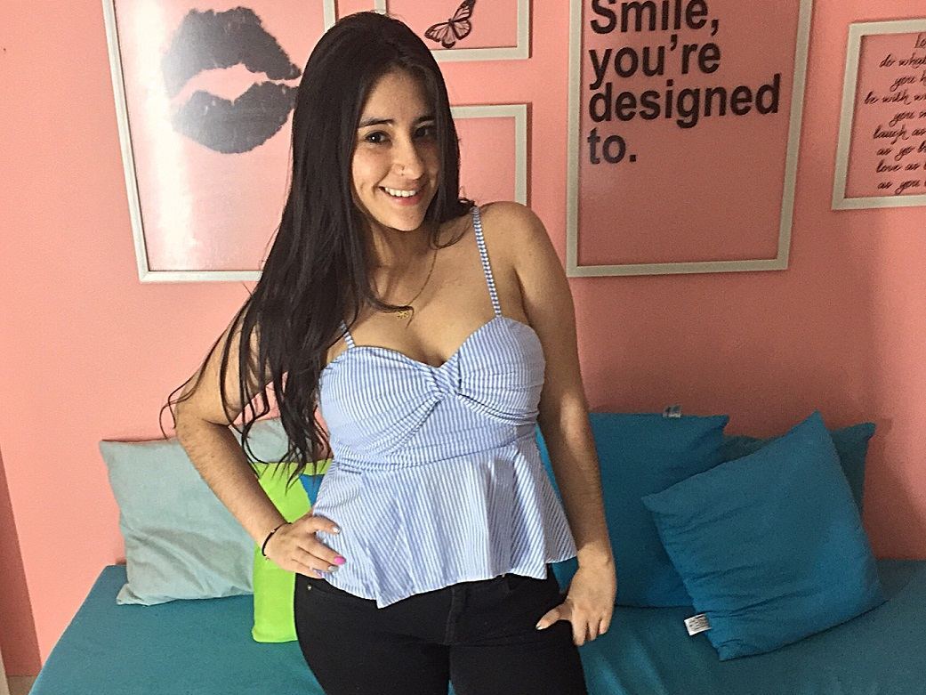 Crystaltyler immagine del profilo del modello di cam