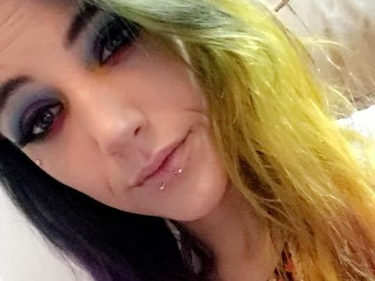 DevReneeXx profilbild på webbkameramodell 