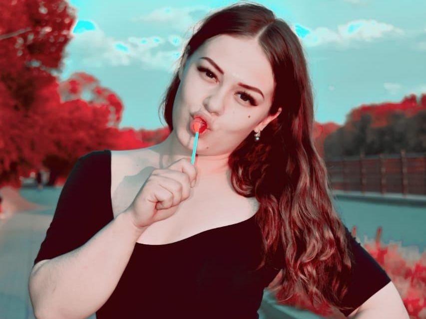 Juliya_love_x profilbild på webbkameramodell 