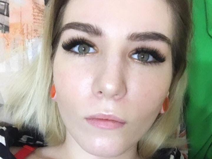 PolinaLuu immagine del profilo del modello di cam