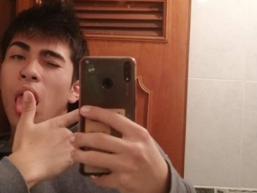 bast_33gg profilbild på webbkameramodell 