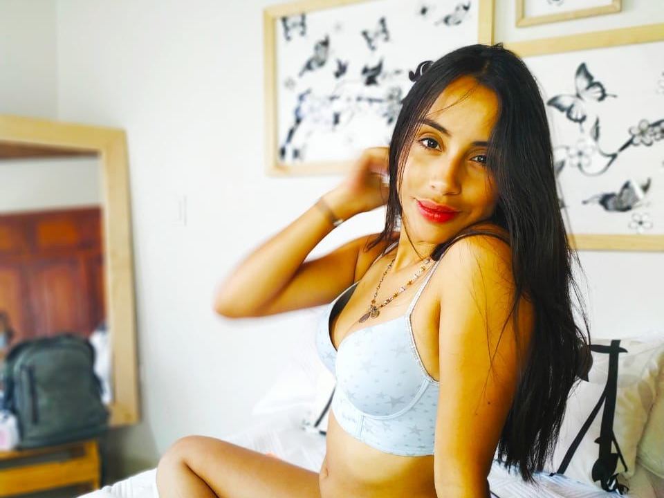 Imagen de perfil de modelo de cámara web de Gracysulivan