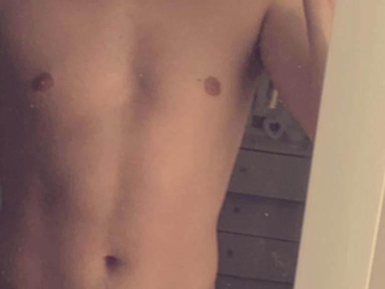 hungyoungz immagine del profilo del modello di cam