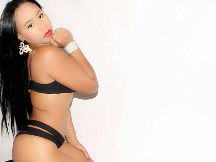 nataly_liu immagine del profilo del modello di cam