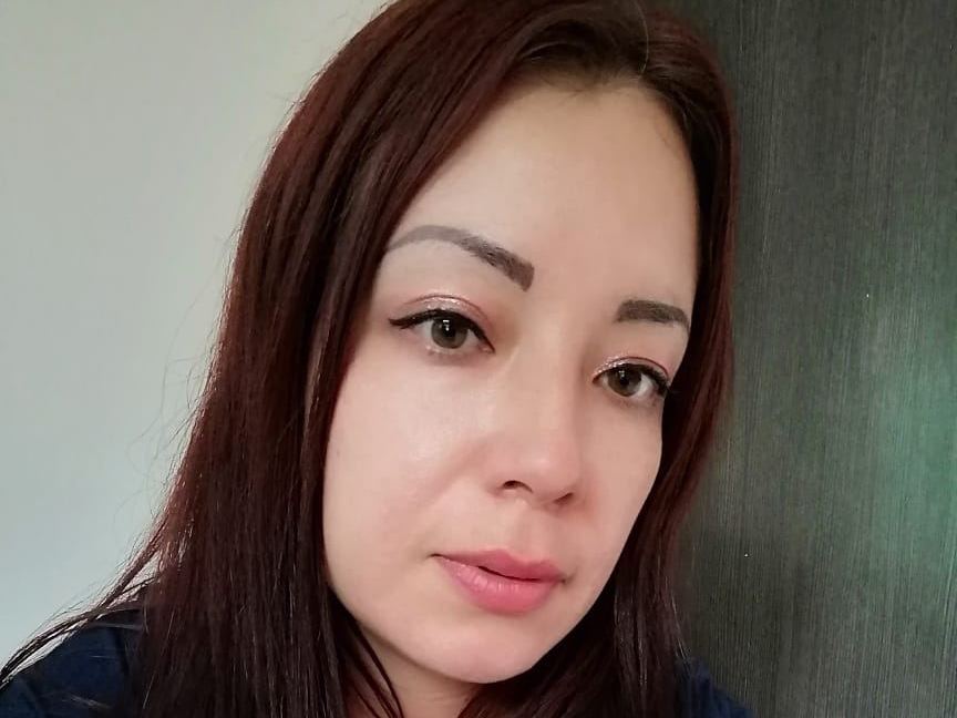 Imagen de perfil de modelo de cámara web de tokio1