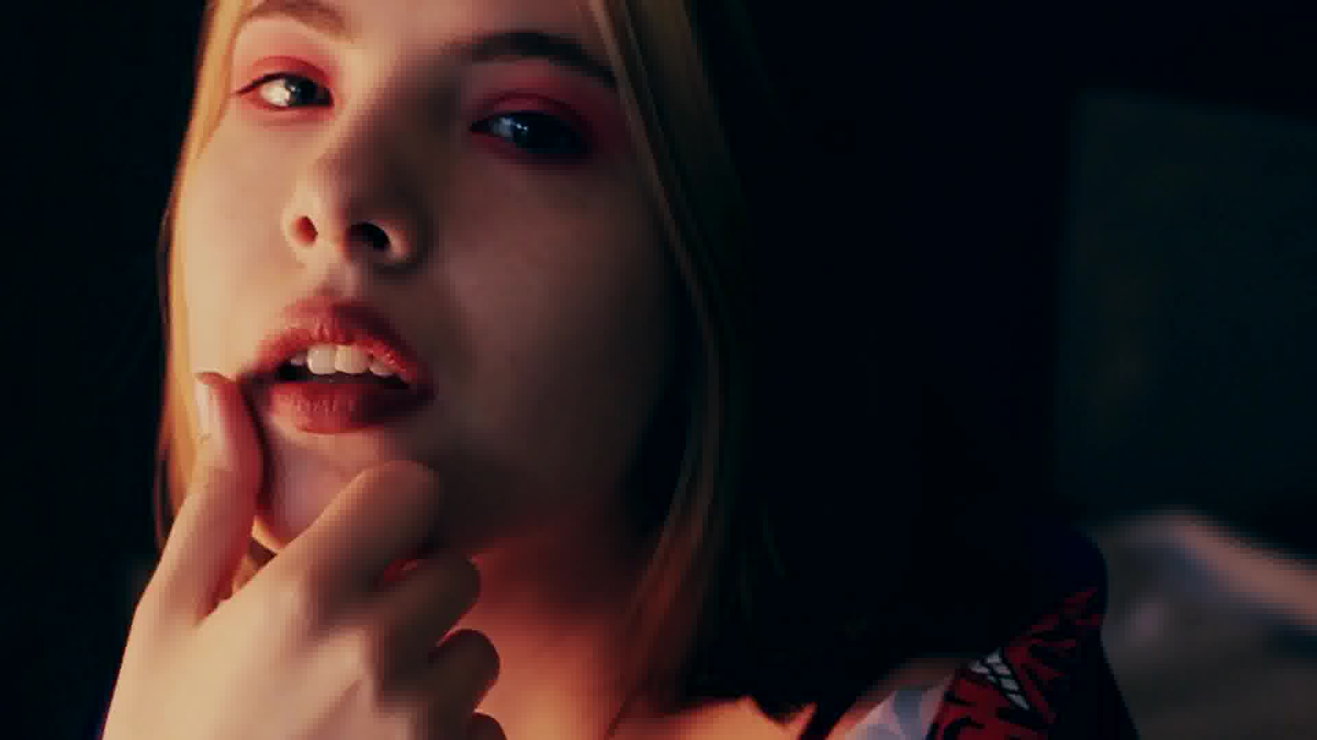 Artiest KeiraMaison Video 1