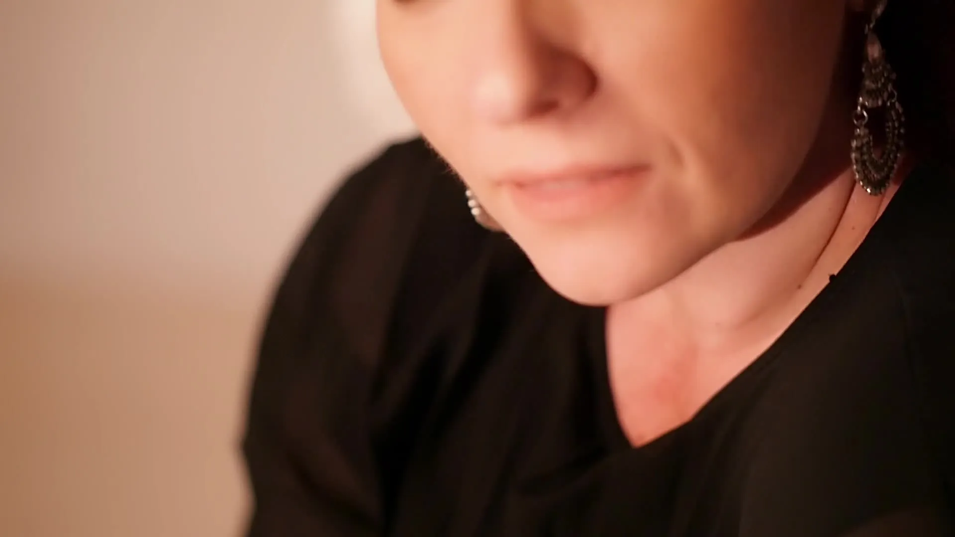 Artista LikableAmelia Video 1