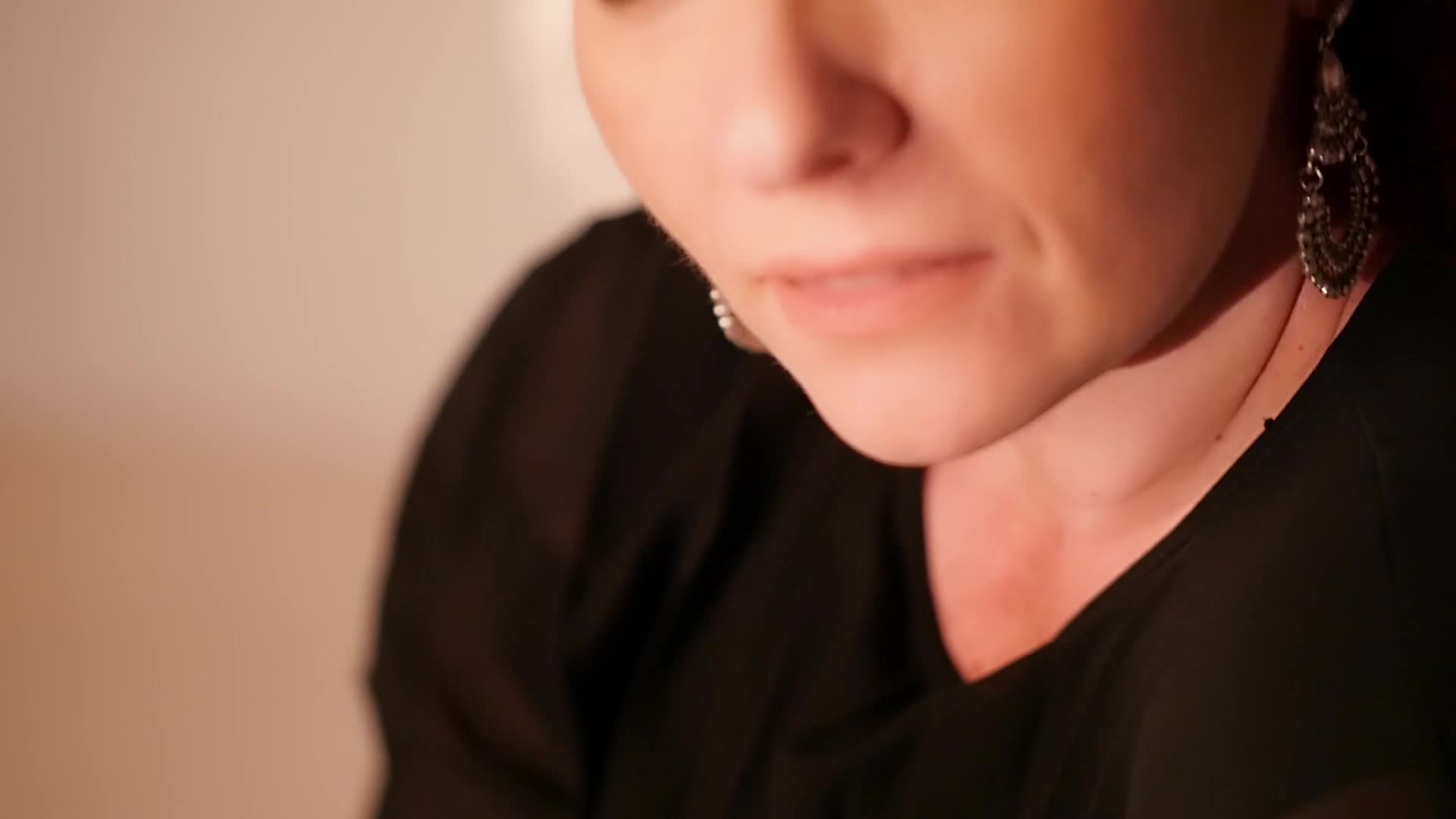 Artist LikableAmelia Video 3