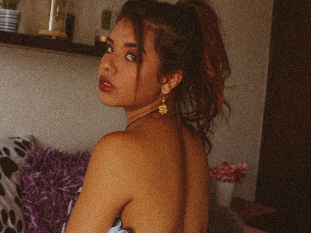 Foto de perfil de modelo de webcam de Deenalit 