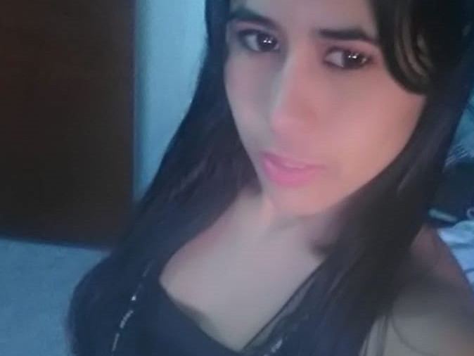 Image de profil du modèle de webcam Azalea_Smith