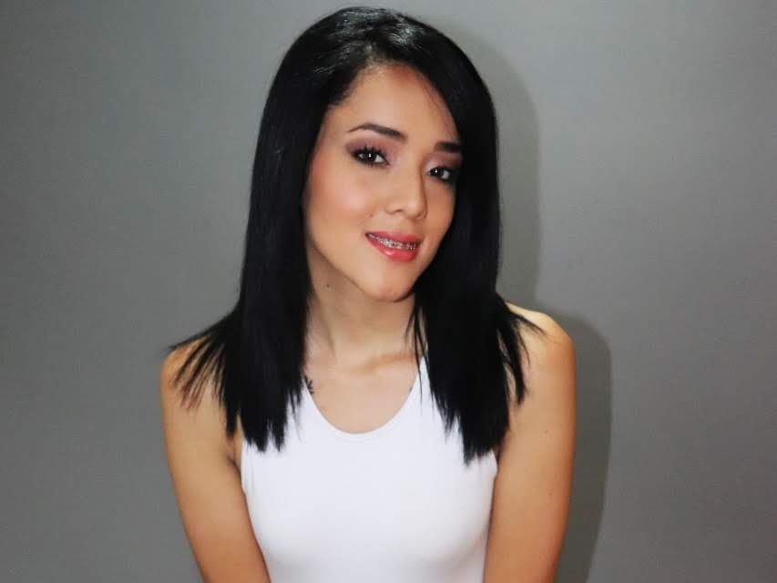yashirahorny profilbild på webbkameramodell 