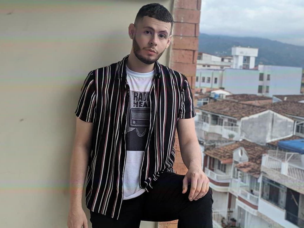 Imagen de perfil de modelo de cámara web de ander_eliot