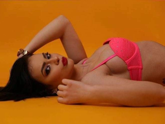 Image de profil du modèle de webcam allyouwant2000