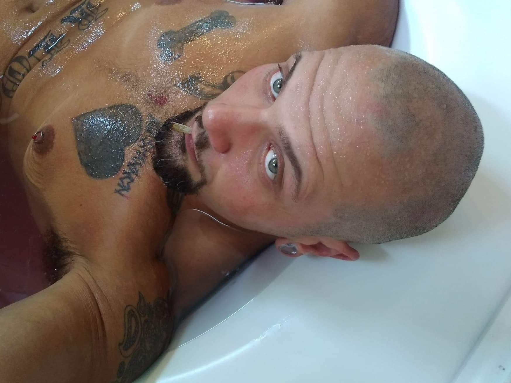 JuanDough cam model profile picture 