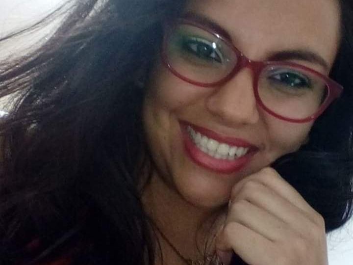 ana_loveee profilbild på webbkameramodell 