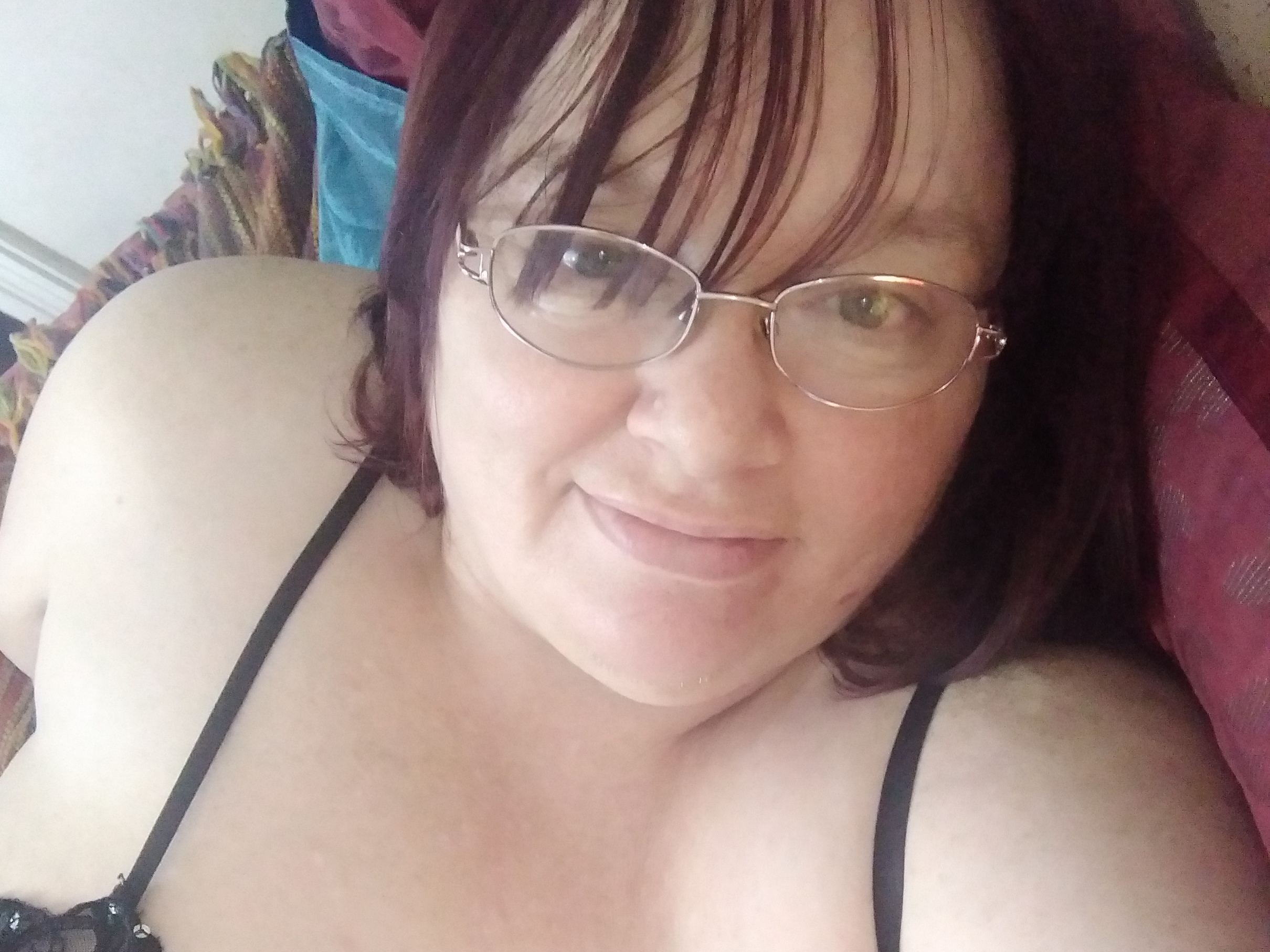 Foto de perfil de modelo de webcam de MegaBustyAvril 