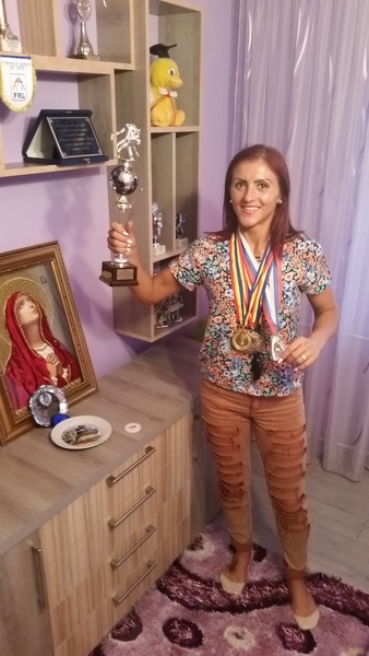 Performer MusclesQueen Photo 8