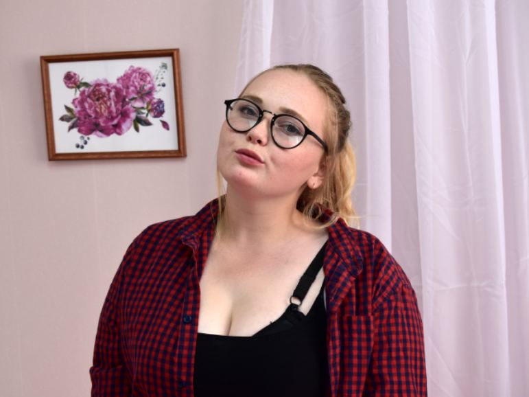 Foto de perfil de modelo de webcam de KateHeil 