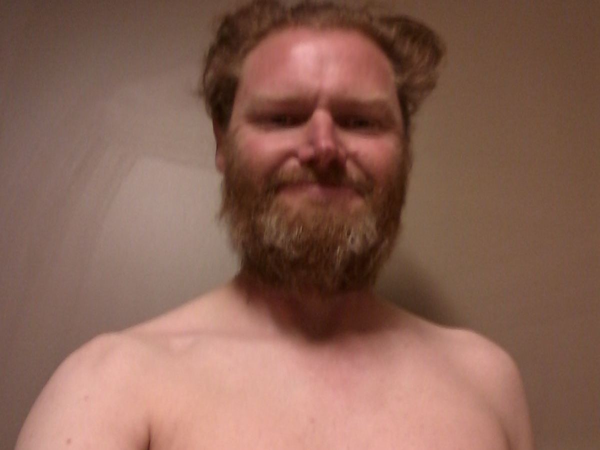 Image de profil du modèle de webcam hornyhotguy60