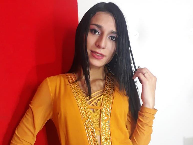 Imagen de perfil de modelo de cámara web de CHICA_X