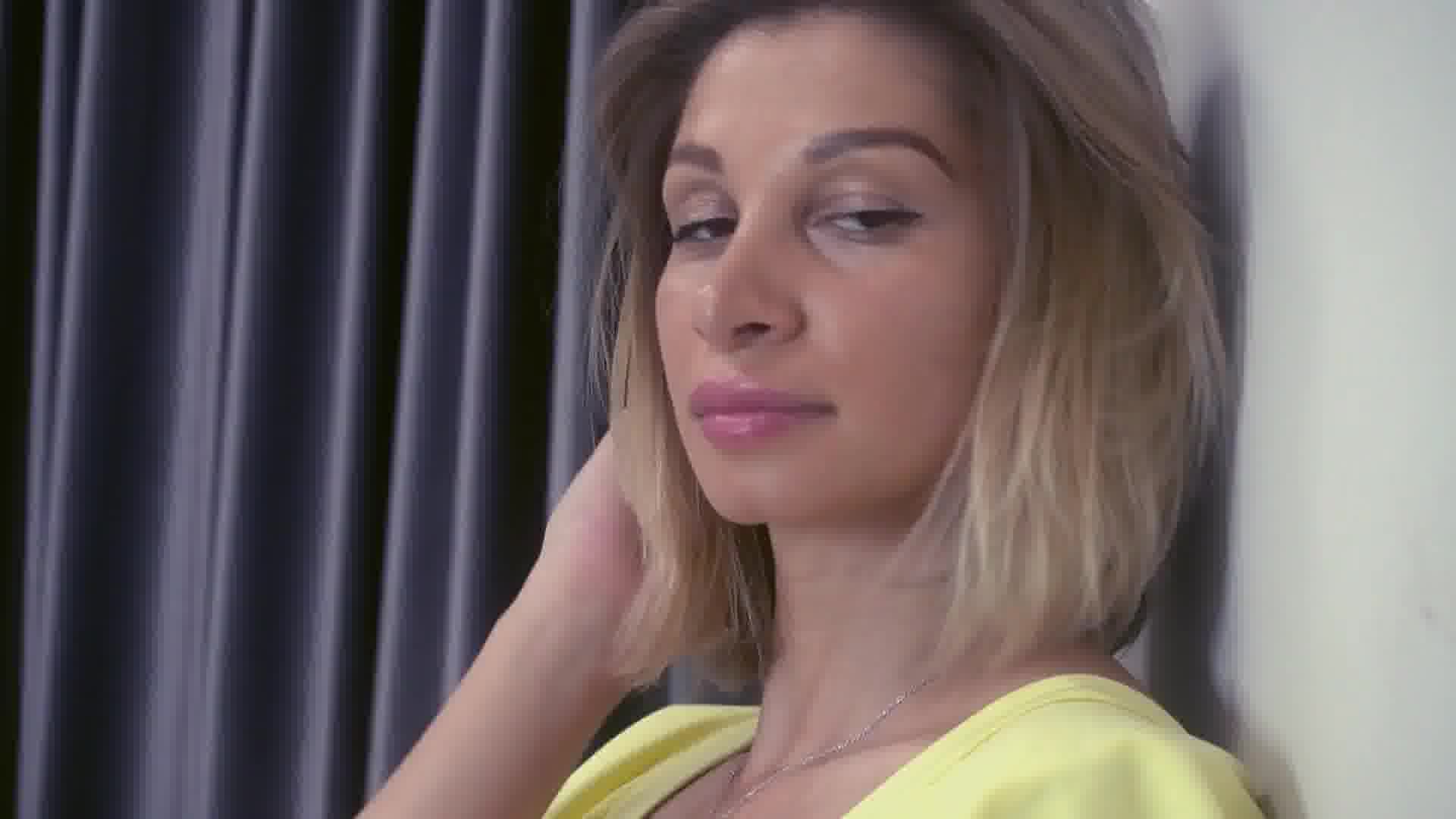 Artist JuliaSwon Video 1