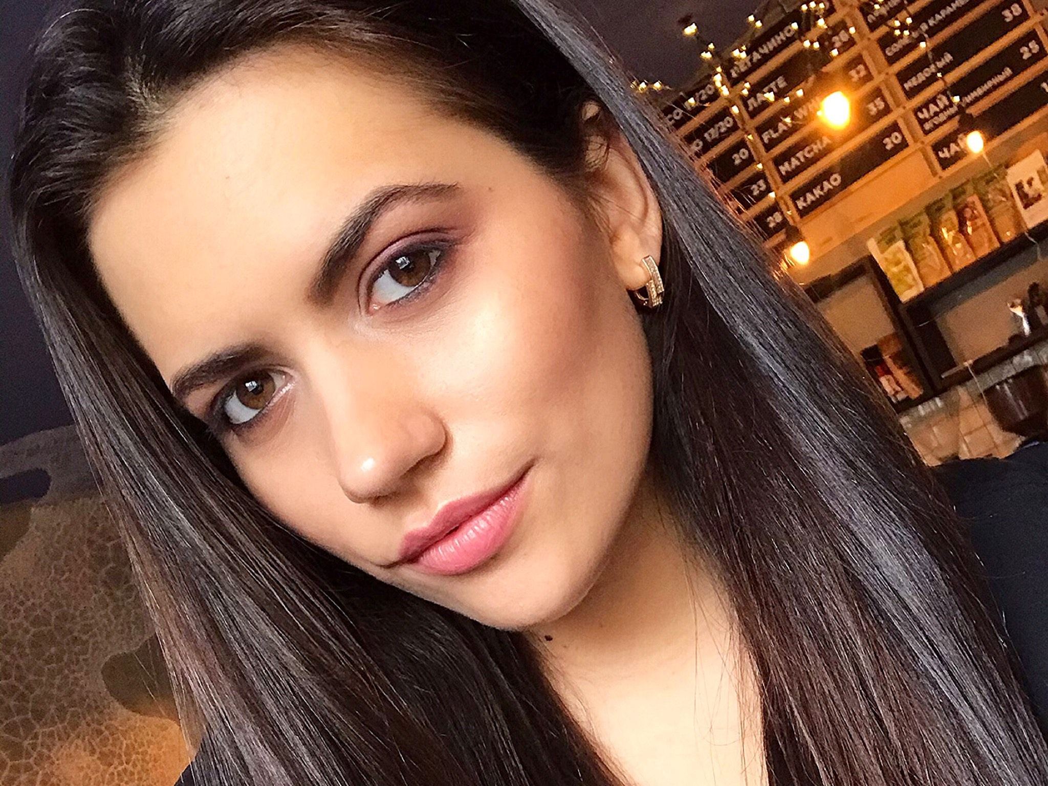 BrunetteSugar25 profilbild på webbkameramodell 