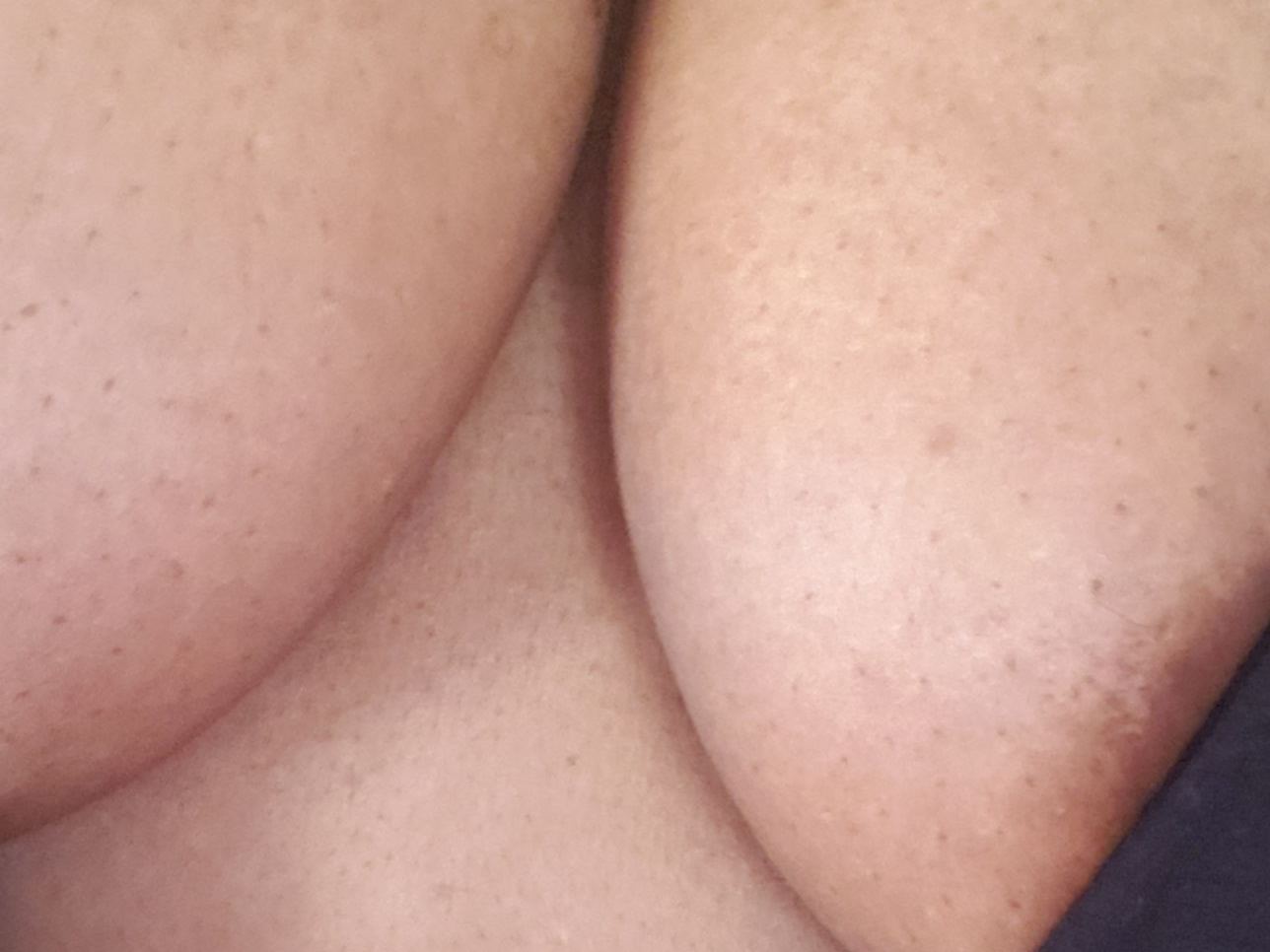 Image de profil du modèle de webcam Phoebe_kat