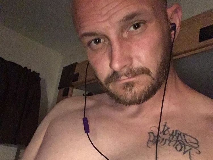 IfKenhadapenis immagine del profilo del modello di cam