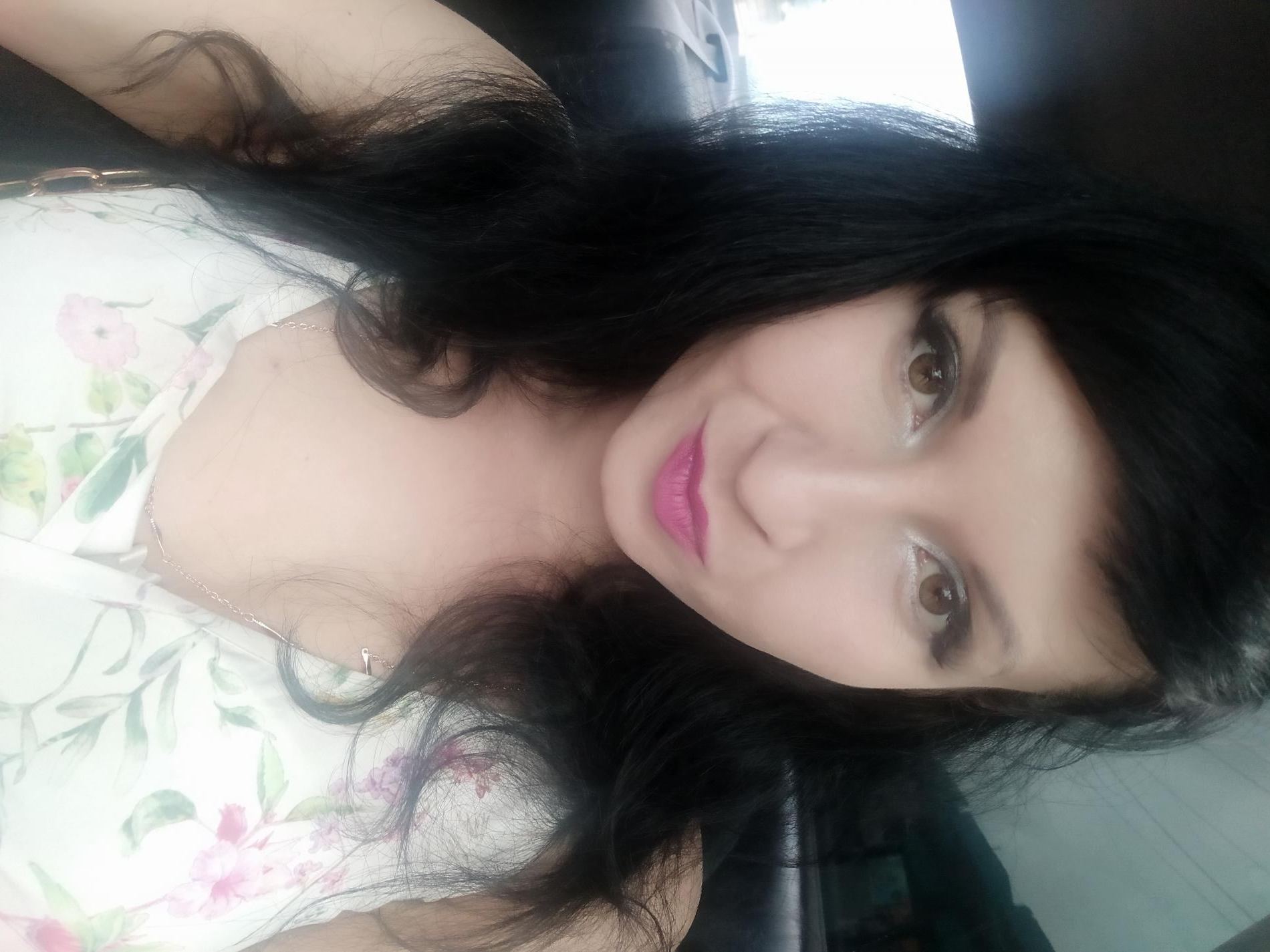 RelaxKety777 profilbild på webbkameramodell 