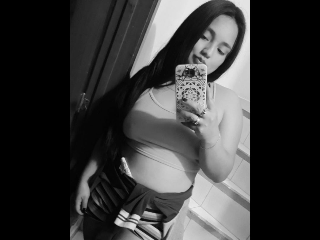Gold_grey profilbild på webbkameramodell 