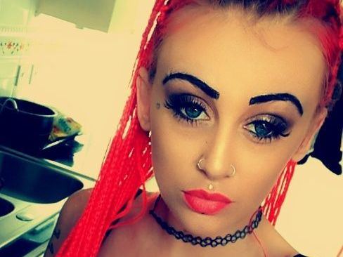 Profilbilde av TattedQueenx webkamera modell