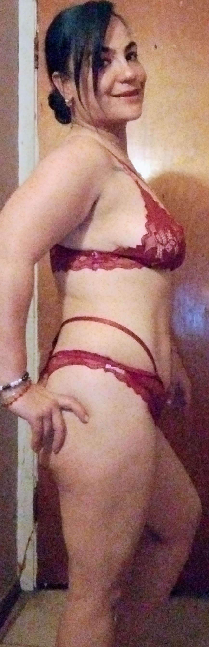 Performer QuarantineBootyCall Photo 4