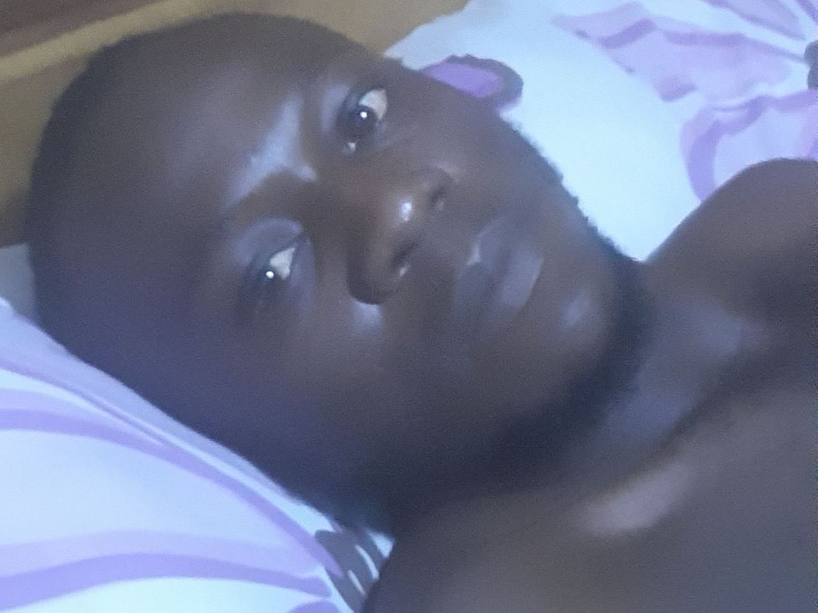 dollar1327 Profilbild des Cam-Modells 